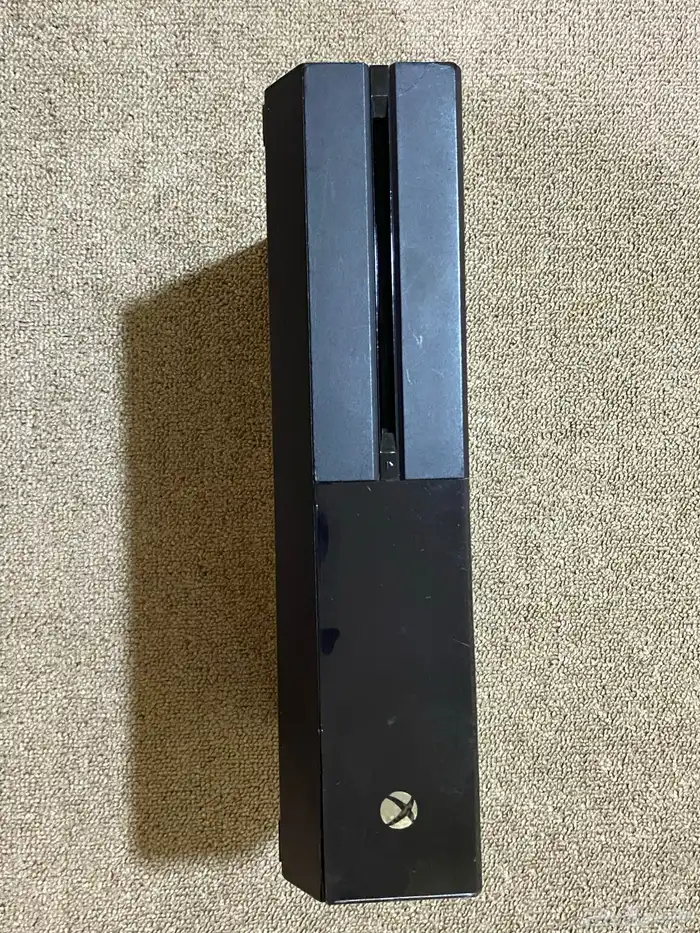 اكس بوكس ون 500GB كامل لوازمة كاميرا اصلية 6