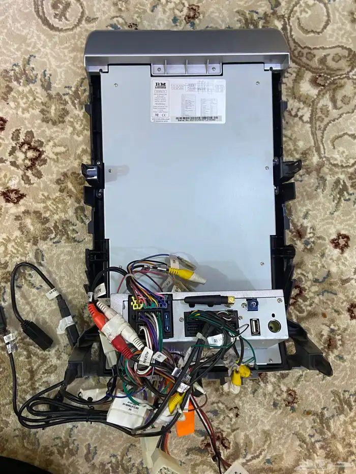 شاشه لاند كلوزر صالون 1