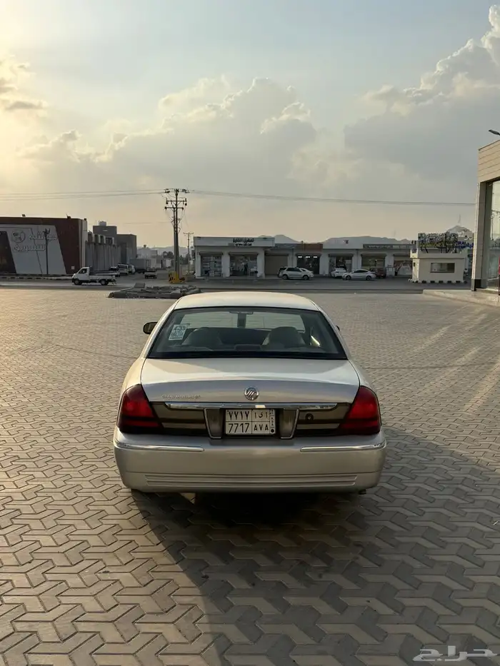 فورد جراند ماركيز 2008 3