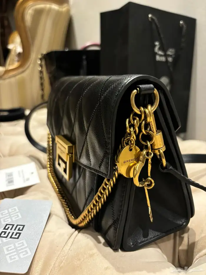 شنطة شانيل و جيفينشي   أصلية 1