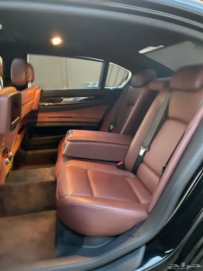 بي ام دبليو 730li موديل 2011 عداد 65 الف كيلو 13