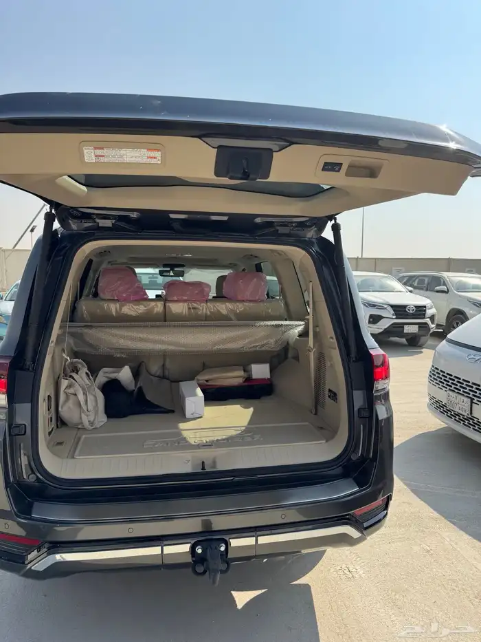 لاند كروزر 2024 12