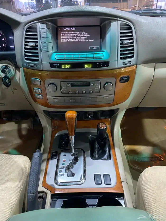 جيب لكزس 2004 العدد 272 الف LX470 10