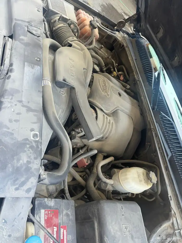 للبيع كاديلاك اسكاليد 2004 مستخدم واحد من الوكالة 6