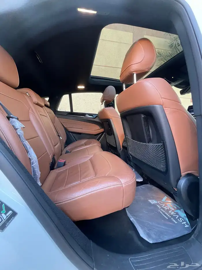 مرسيدس-AMG-2018-GLE43-بنزين- بحالة الوكالة 32