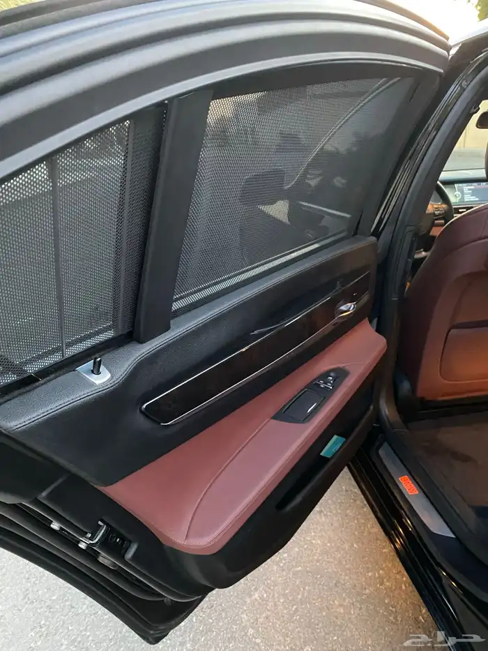 بي ام دبليو 730li موديل 2011 عداد 65 الف كيلو 10