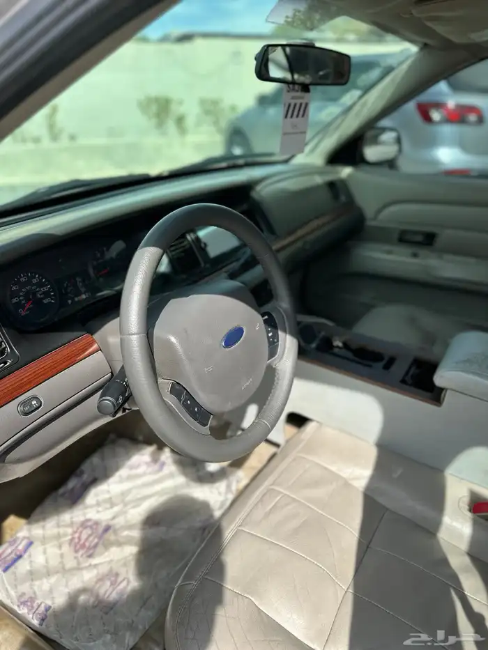 فورد فكتوريا 2011 فل كامل سمنتي 6