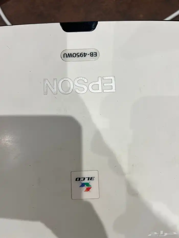 بروجكتر ابسون بحالة ممتازة 9