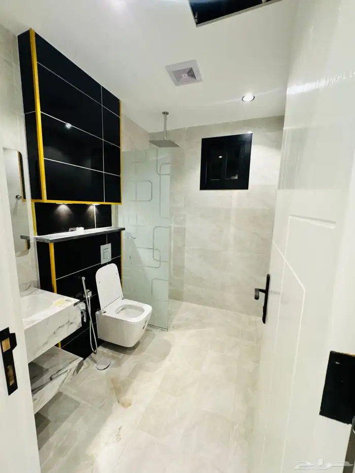 دور للبيع في عمارة حي الاخضر بتبوك تشطيب فخم 23