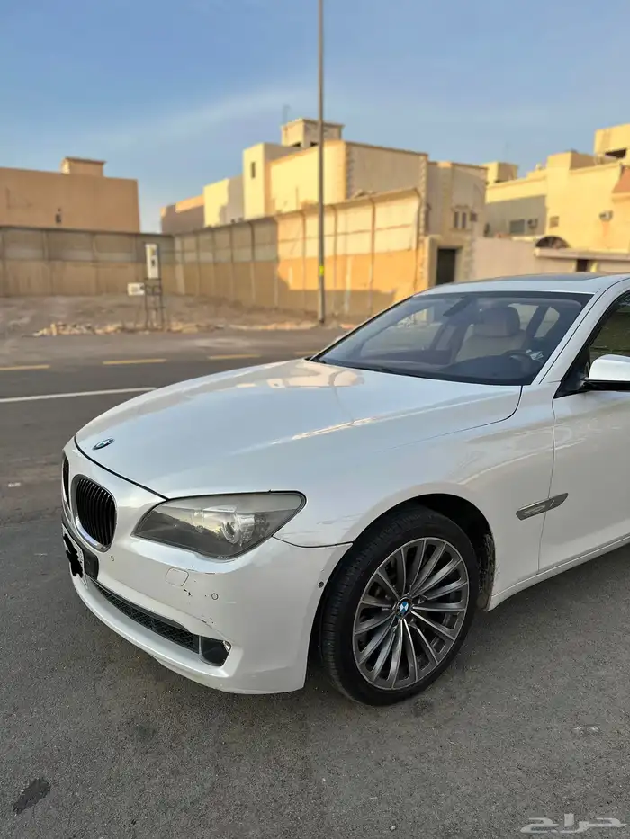 للبيع BMW 750Li 2012 10