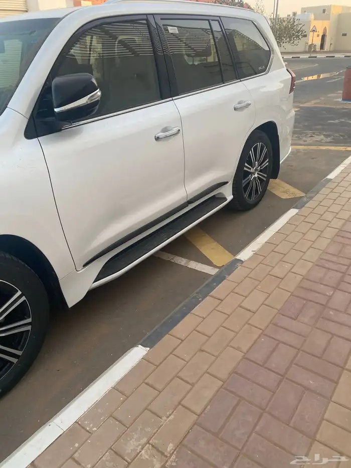 جيب لكزس 2021 6