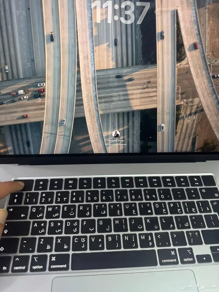 ماك بوك اير 2025 3