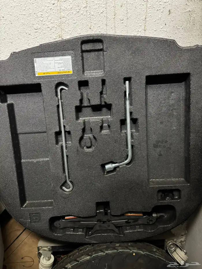 السلام عليكم عندي قطع لكزس 2023 اسطبات امامي واستبنه 4