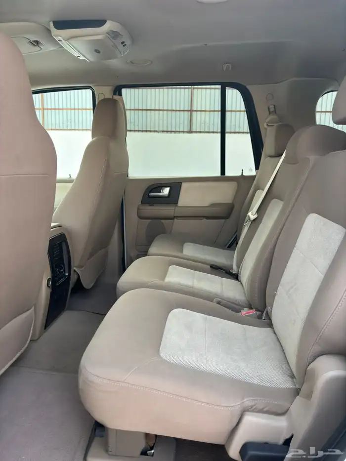 فورد اكسبديشن 2004 نص فل XLT قصير 11