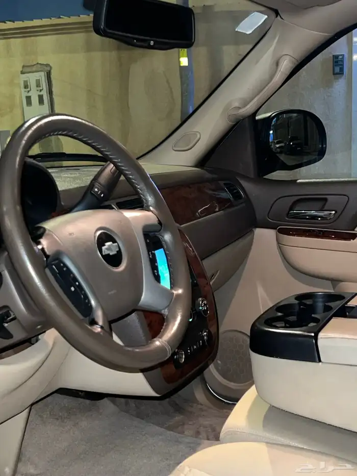 تاهو 2012 نظيف جدا 17