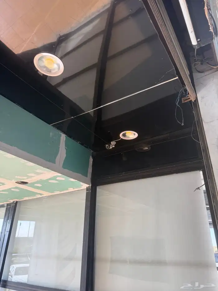 صالون لتقبيل 7