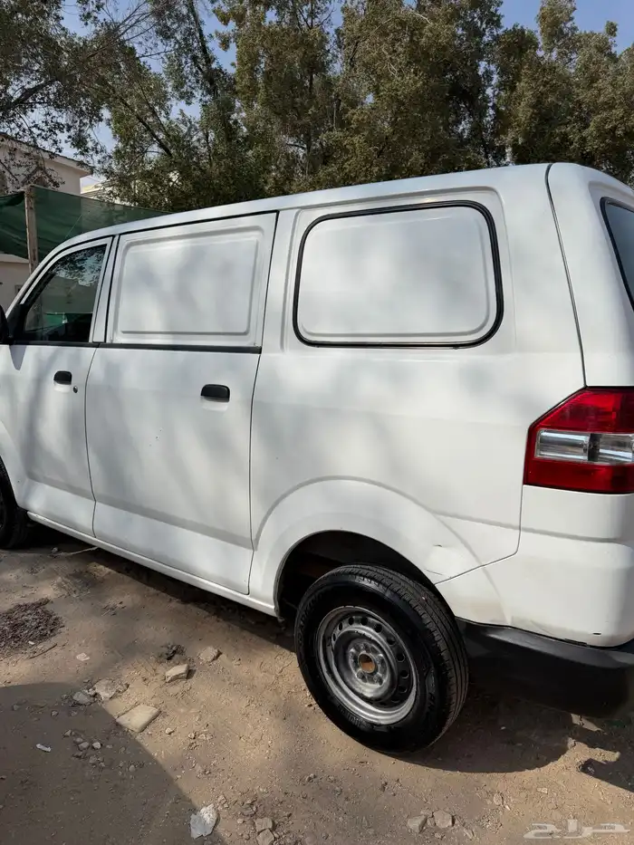 ثلاثه باقات سوزوكي اثنين 2011واحد 2013 3