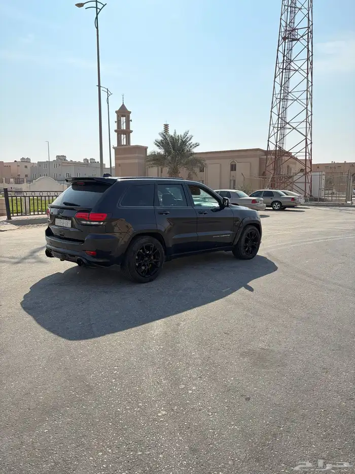 جيب قراند شيروكي بودي كت srt موديل 2014 4