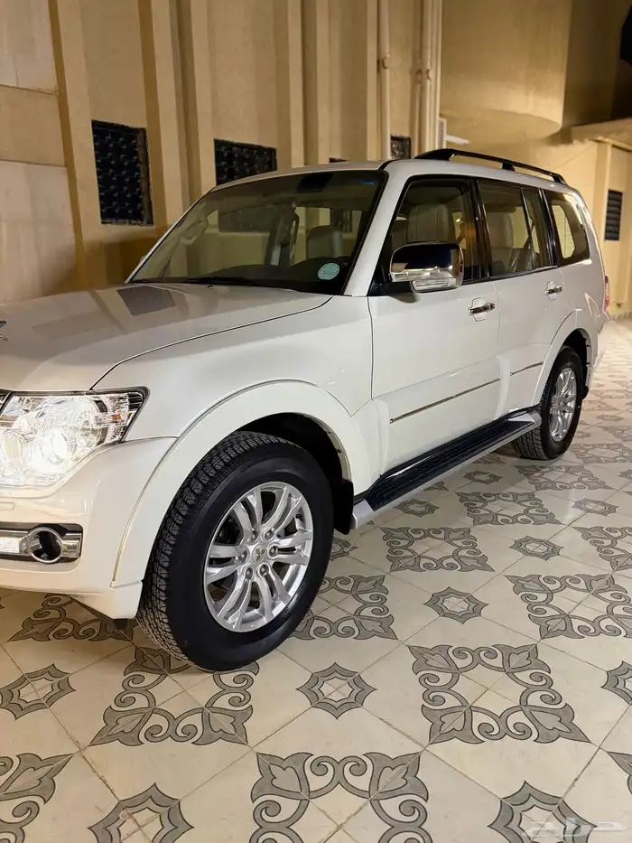 باجيرو 2020 فل كامل مكينه 3.5 علامات ذهبيه مخزن 2