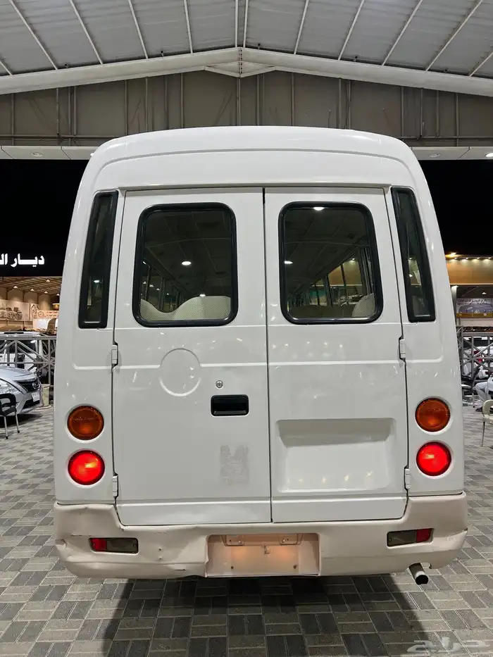 للبيع باص ميتسوبيشي روزا موديل 2007 ديزل 30 راكب ( مخزن) 4