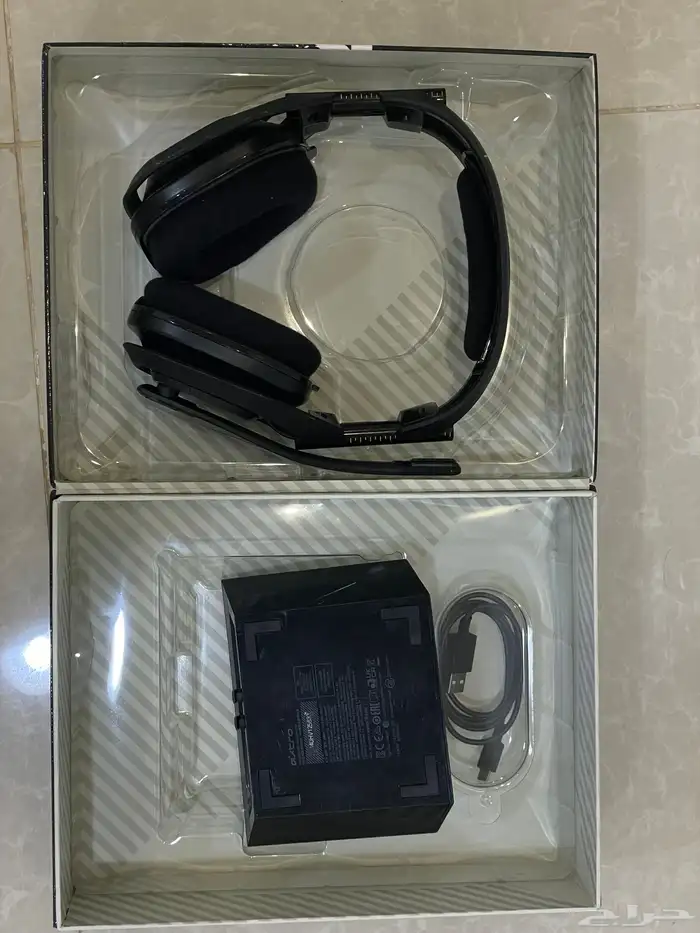 سماعة استرو A50 بكرتونها نظييفه 4