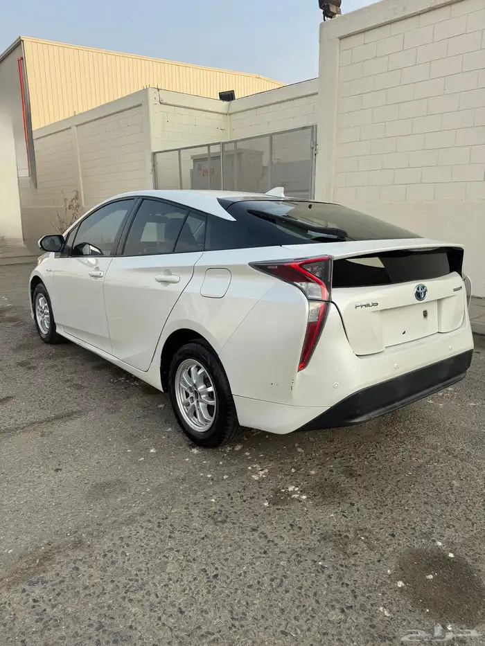تويوتا بريوس ممشى قليل 0