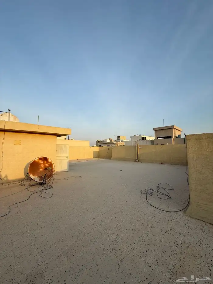 دور علوي للإيجار 14