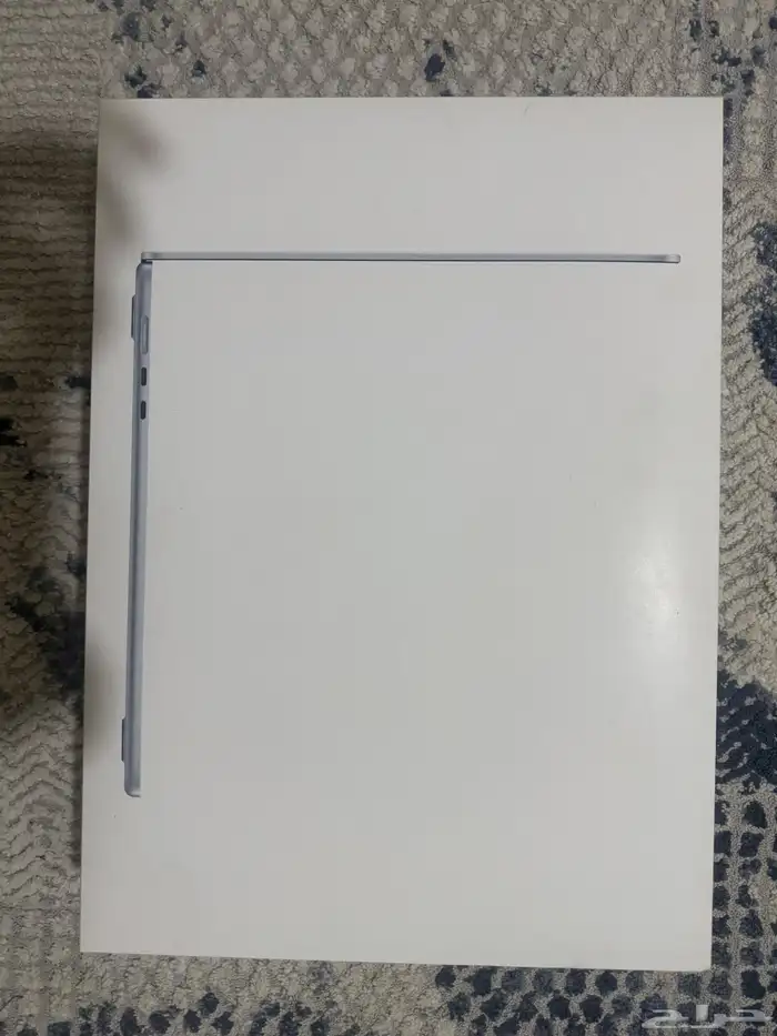 ماك بوك اير 2025 0