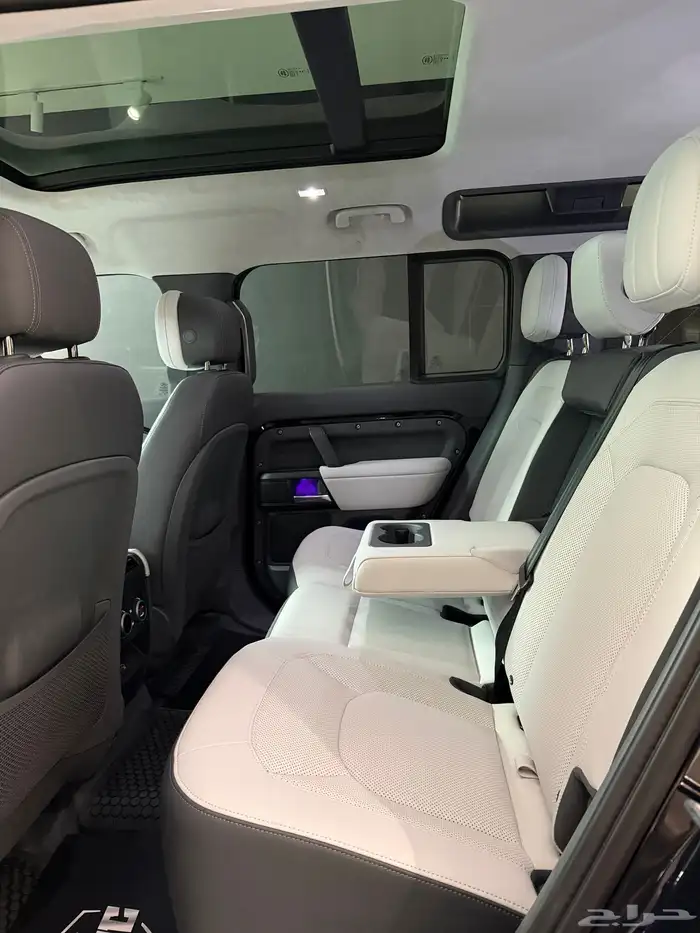 ديفندر 8 سلندر 2025 جديد 14