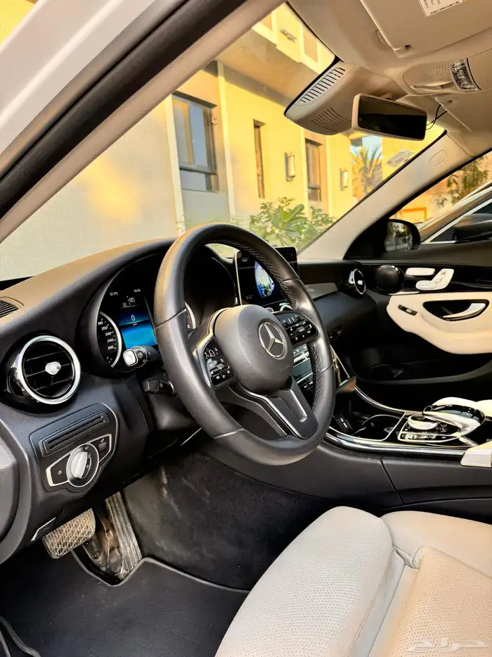 مرسيدس C200 ممشى قليل   اخت الجديدة وبحالة الوكالة 50
