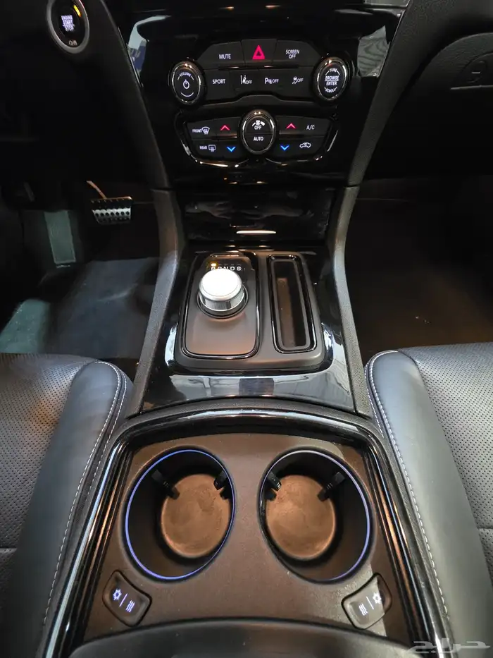 كرايزلر C300s 2021 12