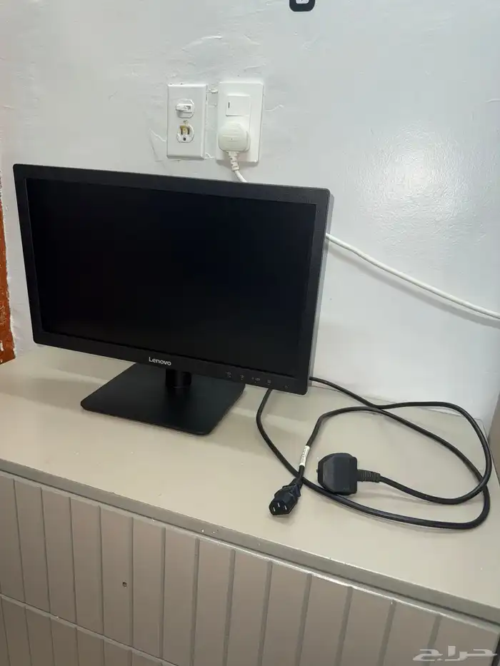 شاشه كمبيوتر لينوفو D19-10 مستعمله 18.5بوصه اخت الجديده 250 0