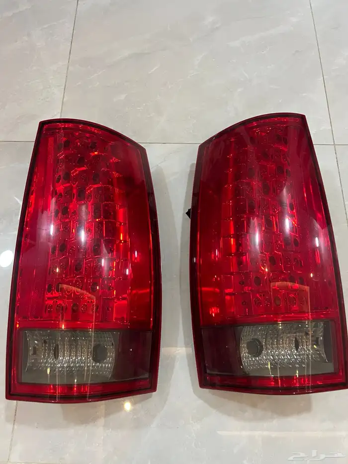 للبيع شمعات يوكن واسطاب خلفي 2007-2014 0