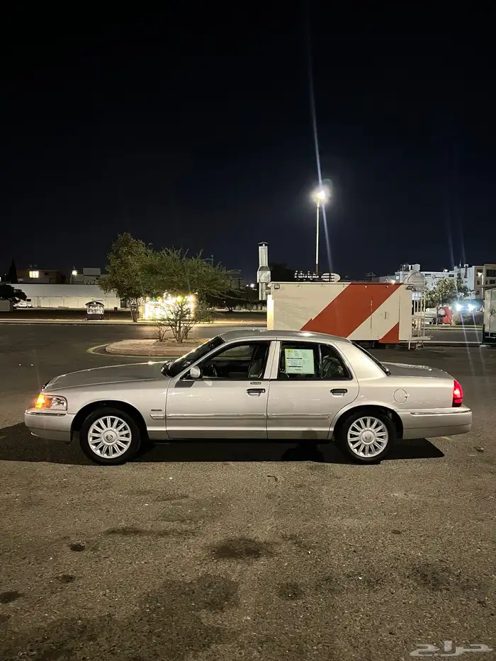 فورد ماركيز 2010 2