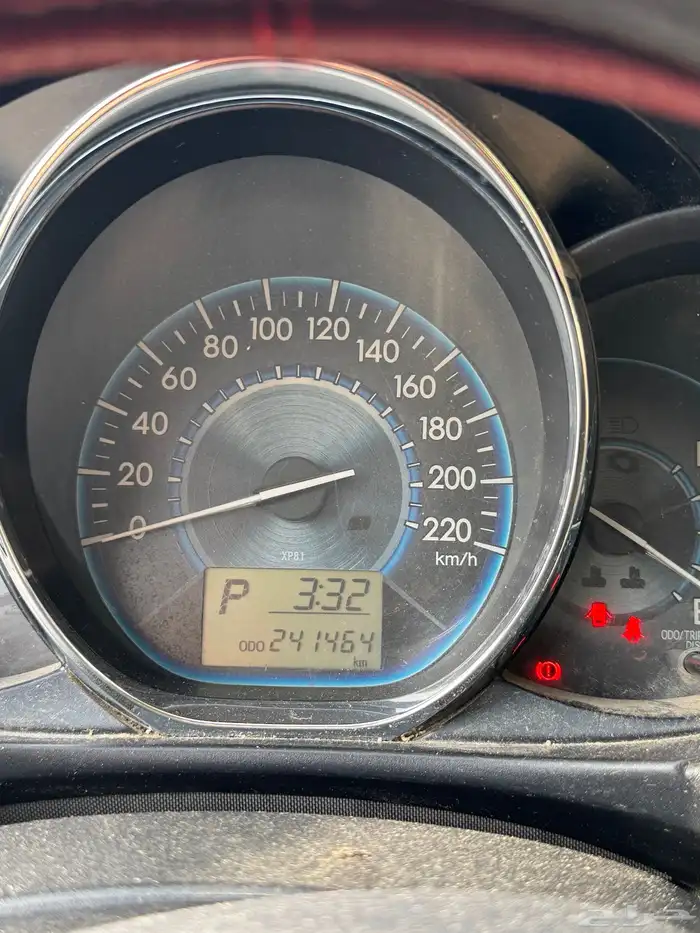 يارس 2016 ابيض الفئة E 13