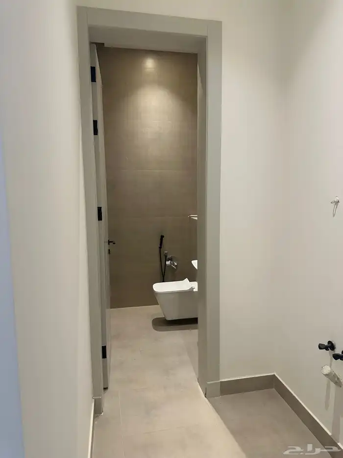 ادوار و بنتهاوس في حي الرمال للبيع 3