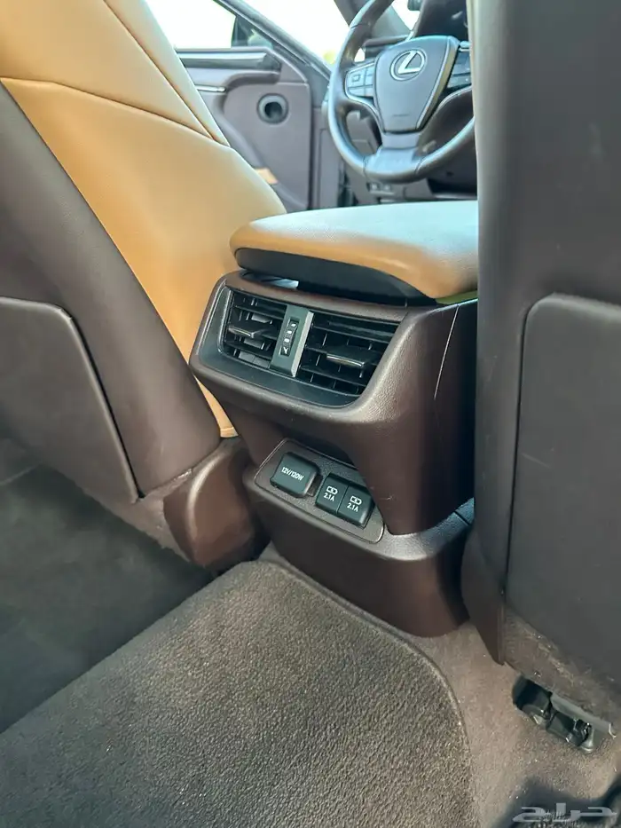 لكزس ES300h هايبرد موديل 2021 سعودي 47