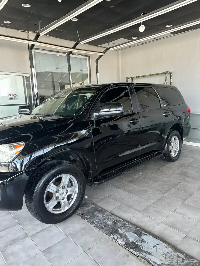 سكويا 2011 اسود 1