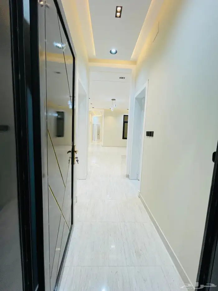 للبيع شقق تمليك علوي مع سطح مصعد بأقرب م الخدمات موقع متميز 3