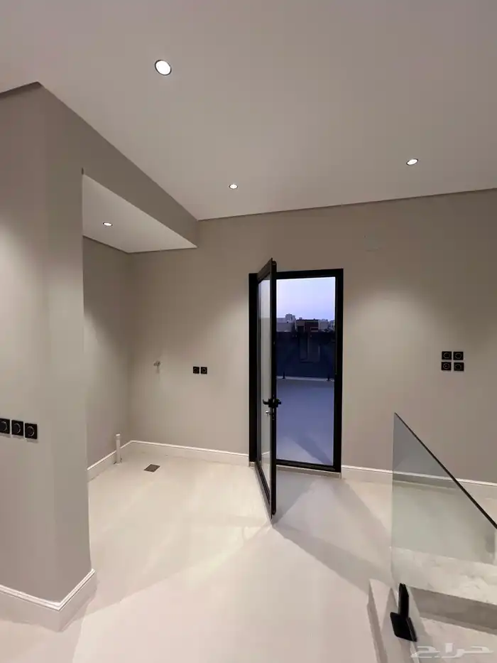 فلل المهدية مودرن للبيع مساحة 200 18