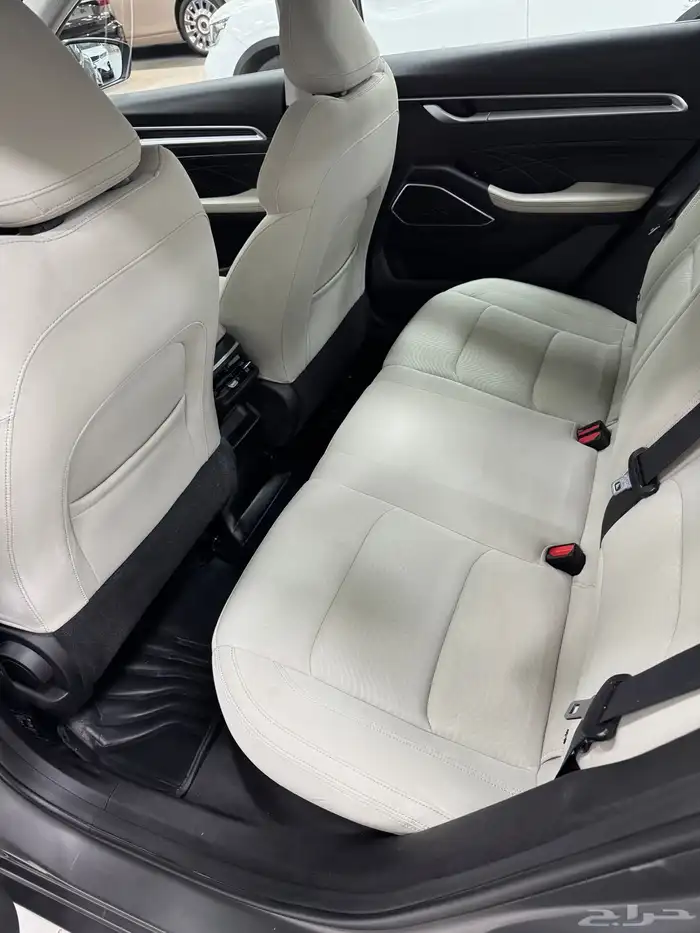 جيلي امجراند 2024 مستخدم 6