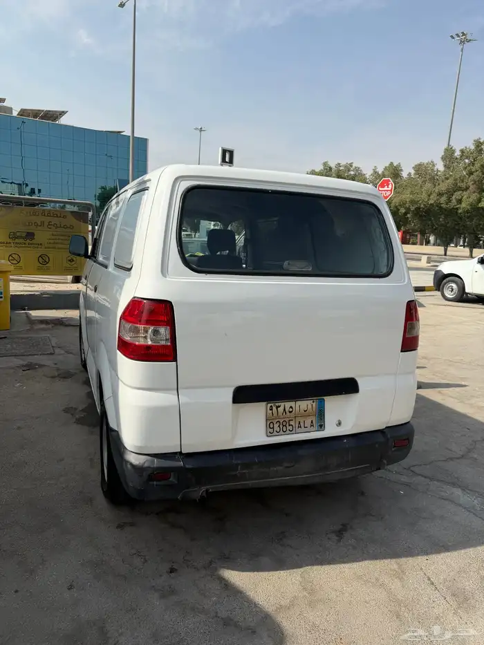 ثلاثه باقات سوزوكي اثنين 2011واحد 2013 9