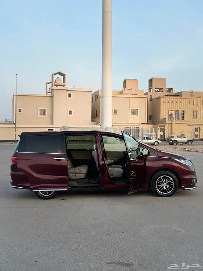 هوندا أوديسي 2020 عنابي 7
