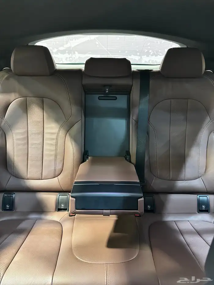 بي ام دبليو v6 موديل 2020 27