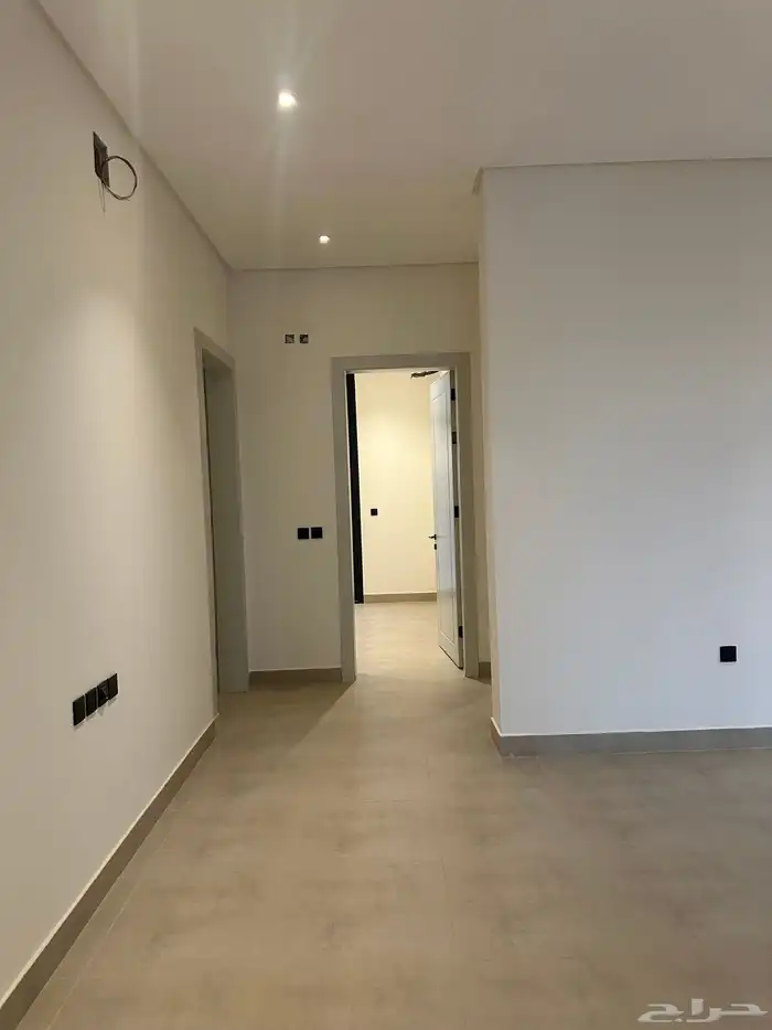 ادوار و بنتهاوس في حي الرمال للبيع 8