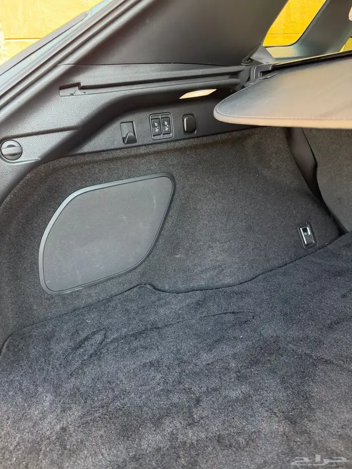 لكزس RXBH هايبرد 2024 للبيع بلاتينيوم 13