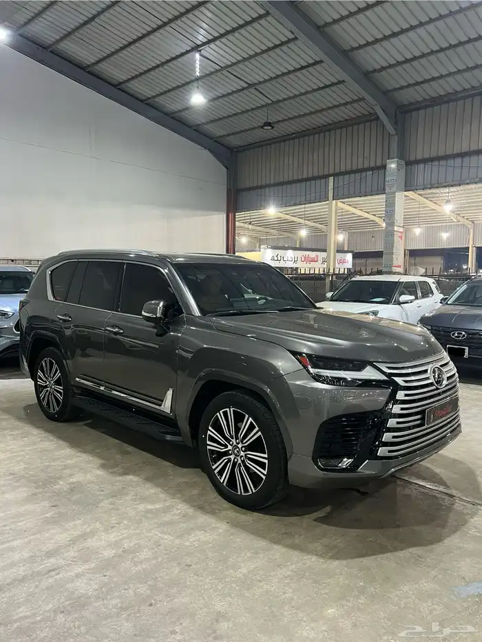 جيب لكزس LX600 BB 2023 شبه جديد ( الوكيل عبداللطيف جميل ) 2