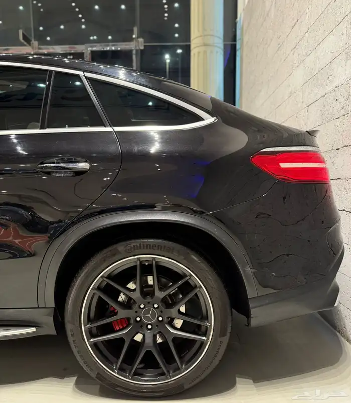 الموديل 2016 العداد 129000 النوع  GLE63s 11