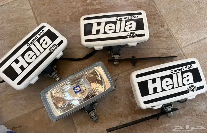 كشافات سيارة صناعة ألمانية 0