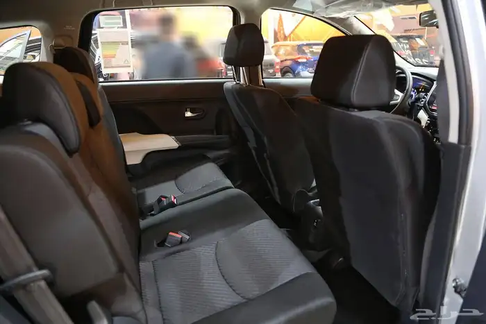 ابحث عن سيارة عائلية ب 40 ألف 0